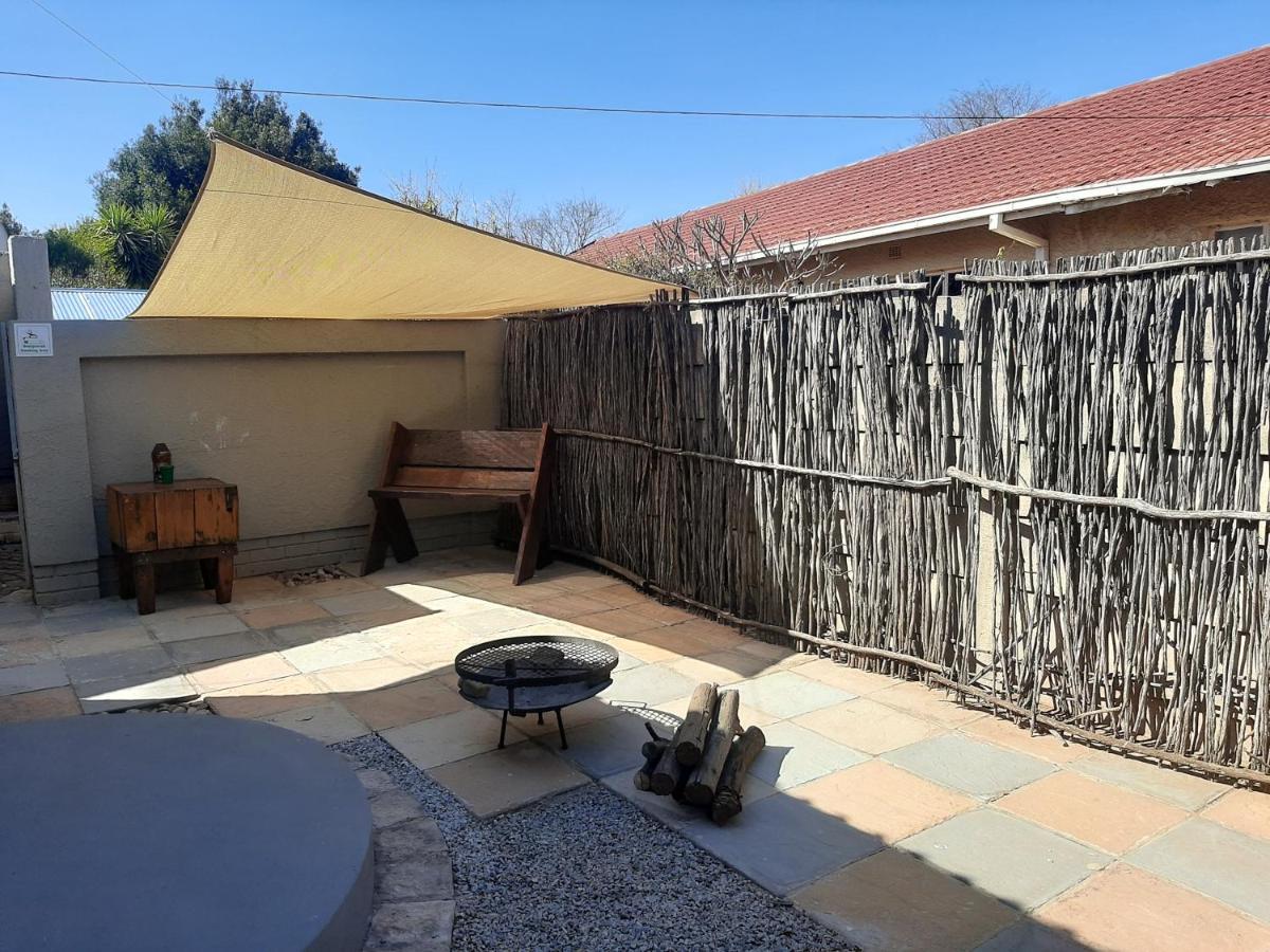 Mykhaya-Your Home Away From Home Kempton Park Extérieur photo